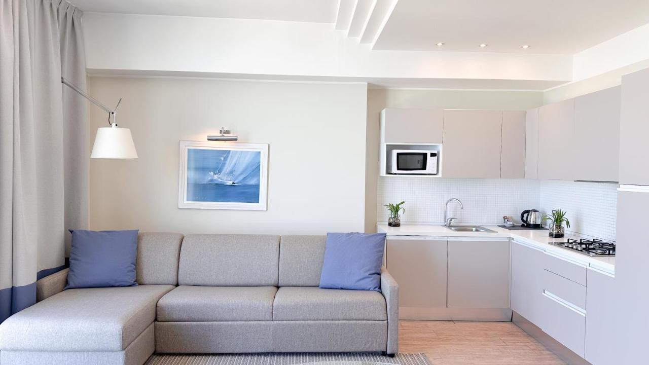 Residence Lungomare - Charming Apartments Riccione Exteriér fotografie