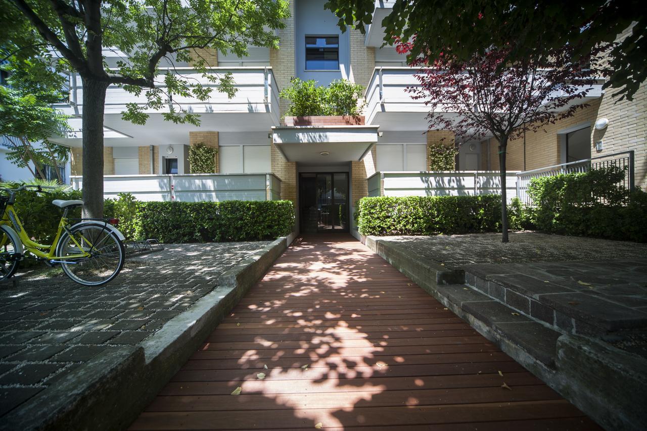 Residence Lungomare - Charming Apartments Riccione Exteriér fotografie