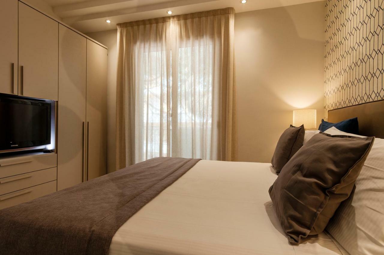 Residence Lungomare - Charming Apartments Riccione Exteriér fotografie